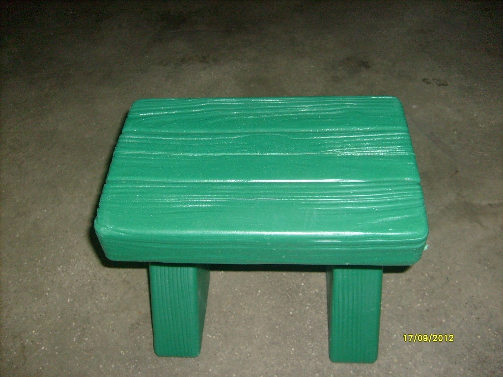 Stool (Dark Green) Image