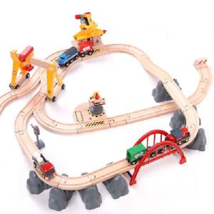 Brio World Cargo Railway Deluxe Set in Tub 33097