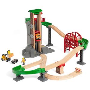 Brio World Lift and Load Warehouse Set 33887