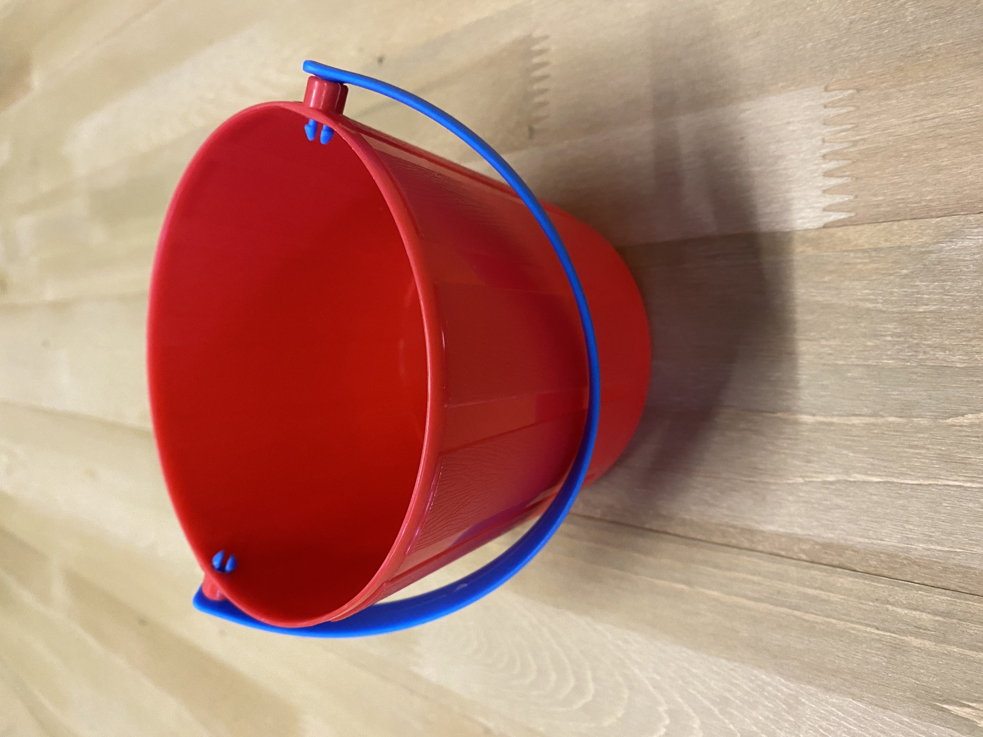Bucket - Colour may vary Image