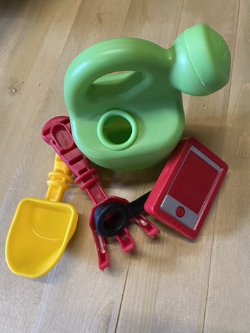 Accessory Pack (spade, fork, plug and watering can) Image