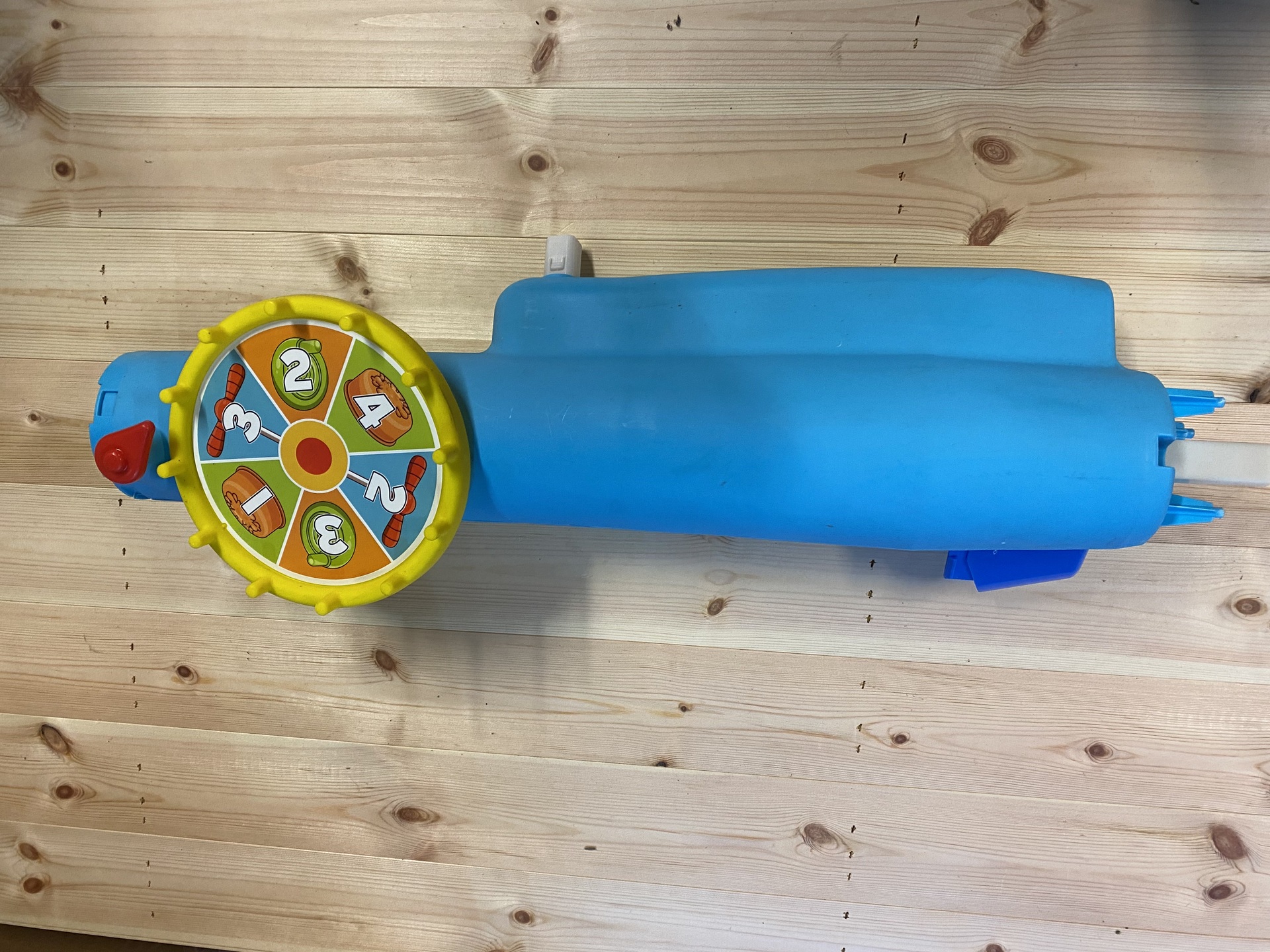 Main Pillar with Turning Wheel Image