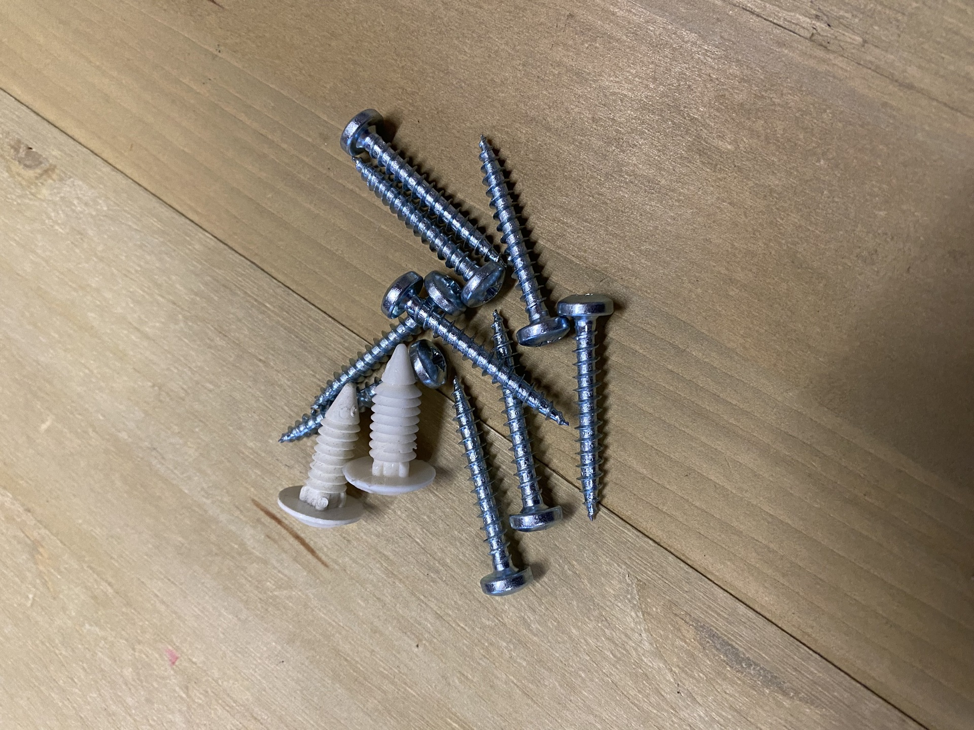 Screw Pack Image