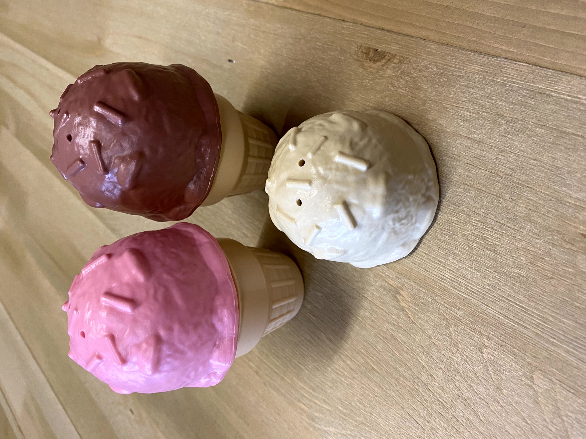 Ice Cream Cones X2 and Ice Cream Toppers X3 Image