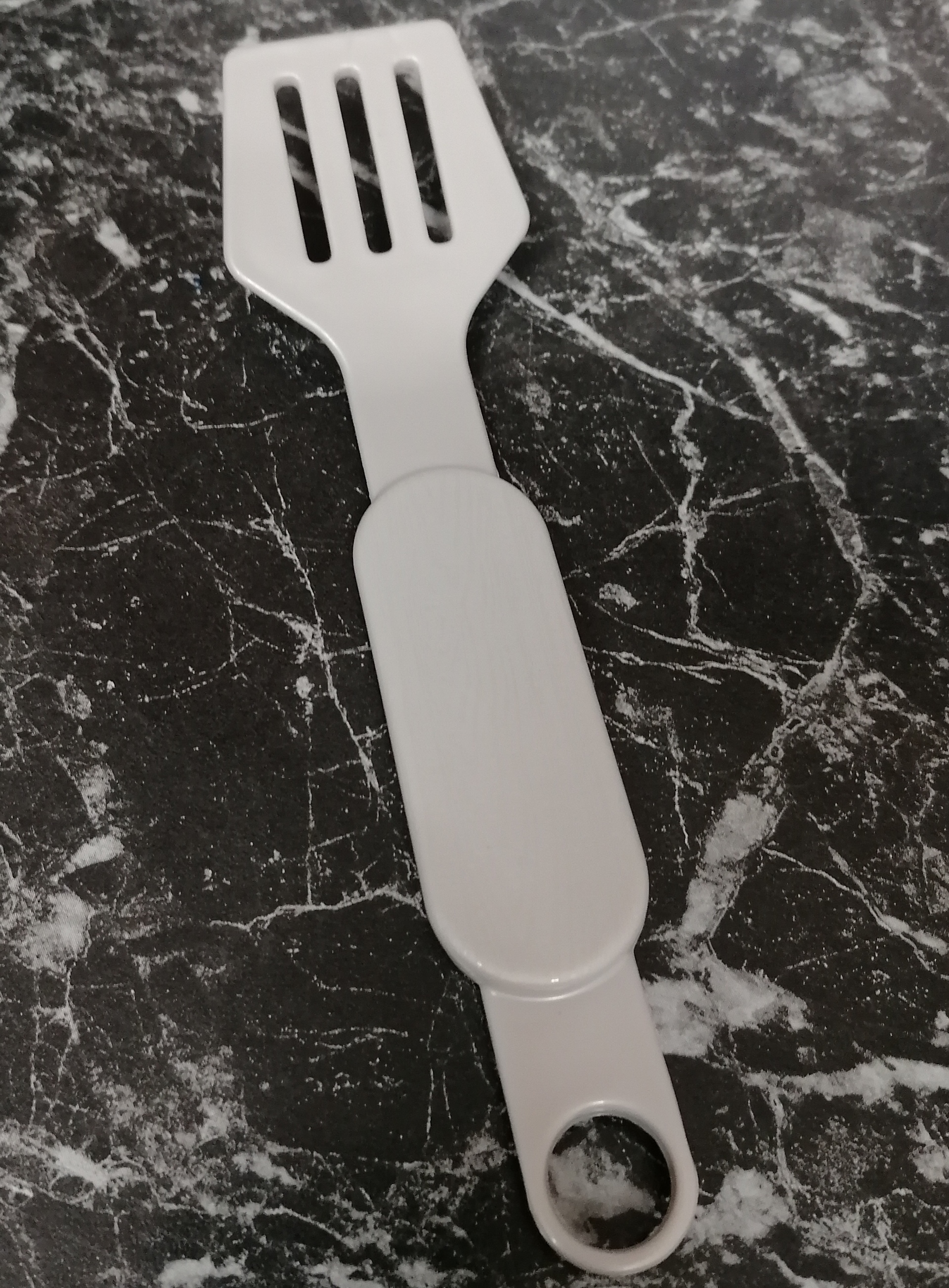 Slotted Burger Turner Image