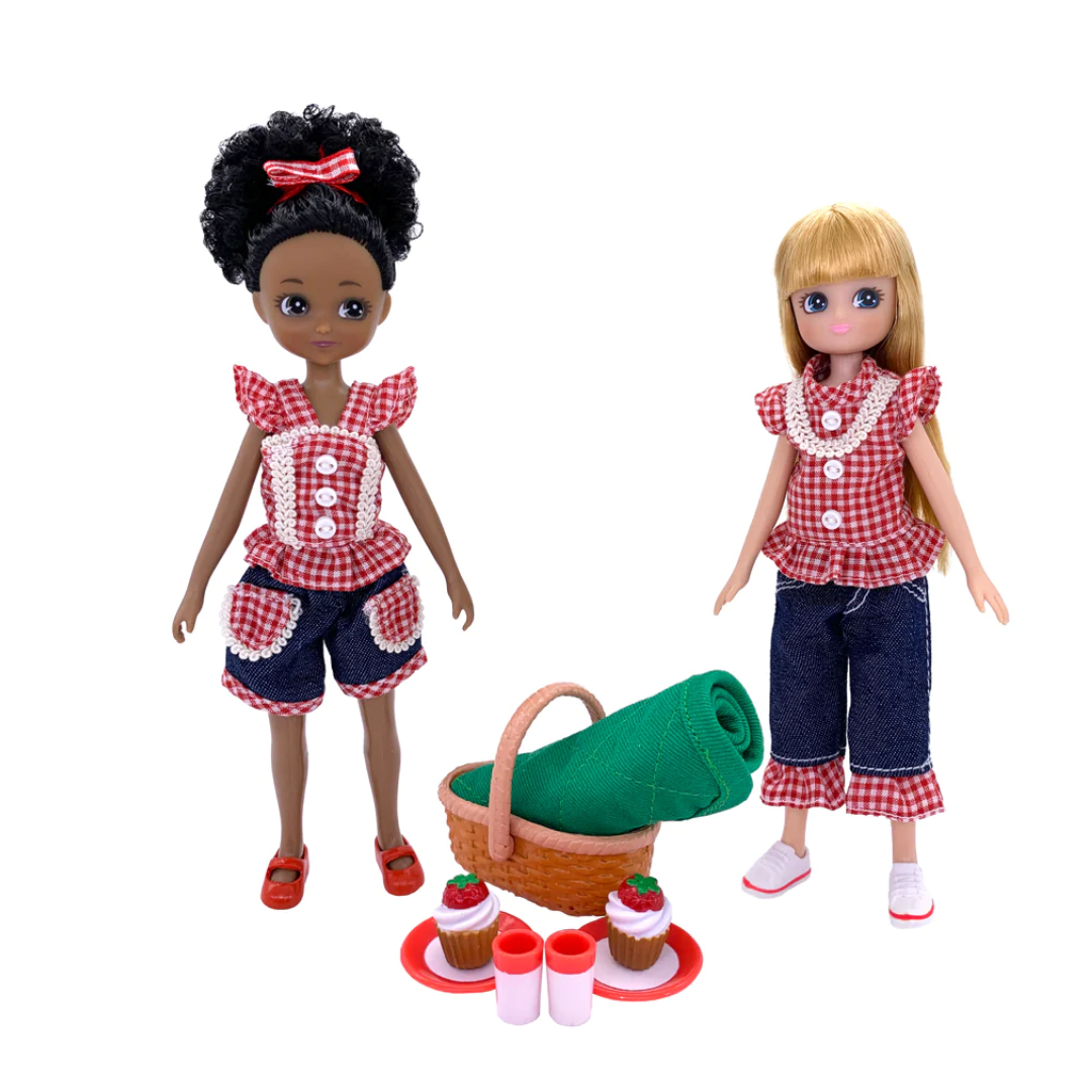 Lottie Picnic In The Park Doll Set